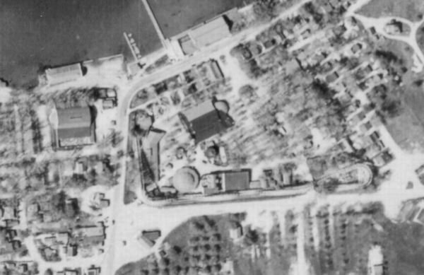 Walled Lake Amusement Park (Walled Lake Park) - 1950S Aerial Photo
